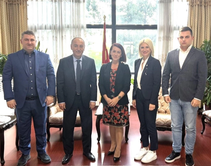 Македонските дипломати во Кина ќе помагаат на компаниите во нивните извозни активности