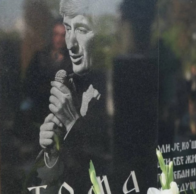 Тома Здравковиќ доби споменик на Скадарлија