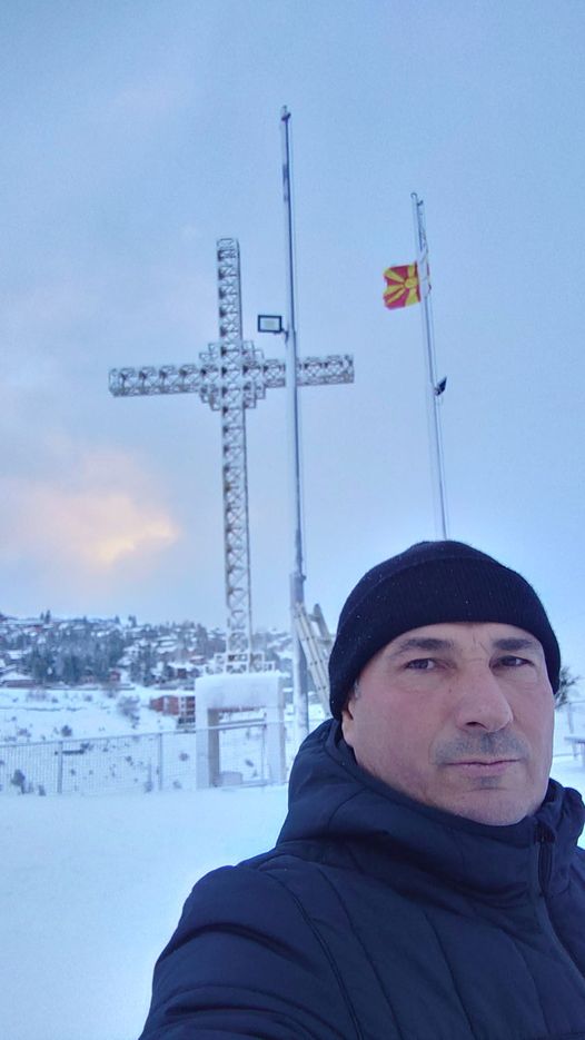 Ангелов: Црковното знаме ќе биде вратено на јарболот на Попова Шапка, а Ахмети да го осуди вандалскиот чин