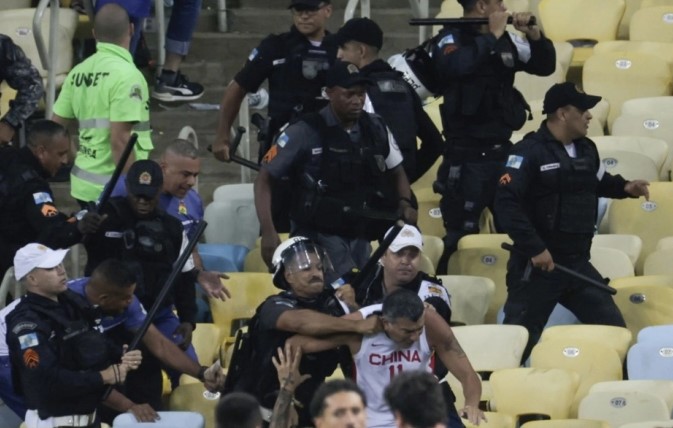 Инфантино по инцидентите на „Маракана“: Нема место за насилство в фудбалот