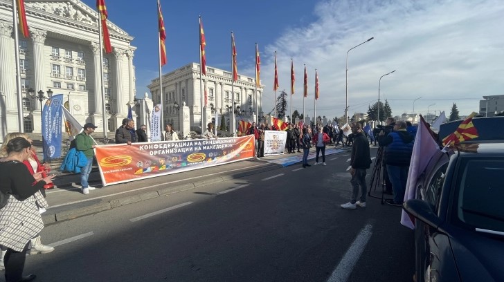 Протест на КСОМ со барање да се имплементираат барањата на синдикатите кои протестираа во текот на годината