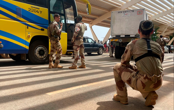 Франција целосно ќе ги повлече своите војници од Нигер до 22 декември