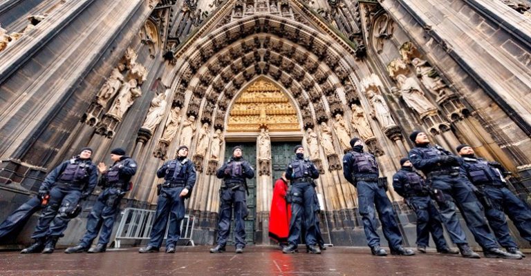Уапсен петиот осомничен за планирање напад на катедралата во Келн