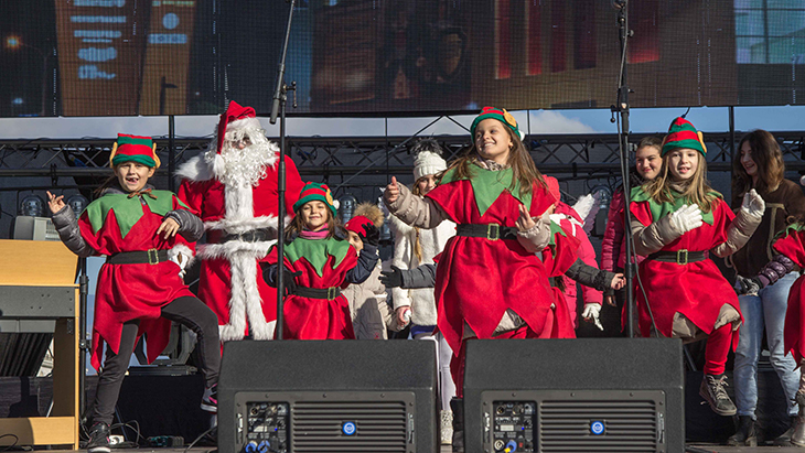 Место утре, Дедо Мраз денес доаѓа на плоштад Македонија