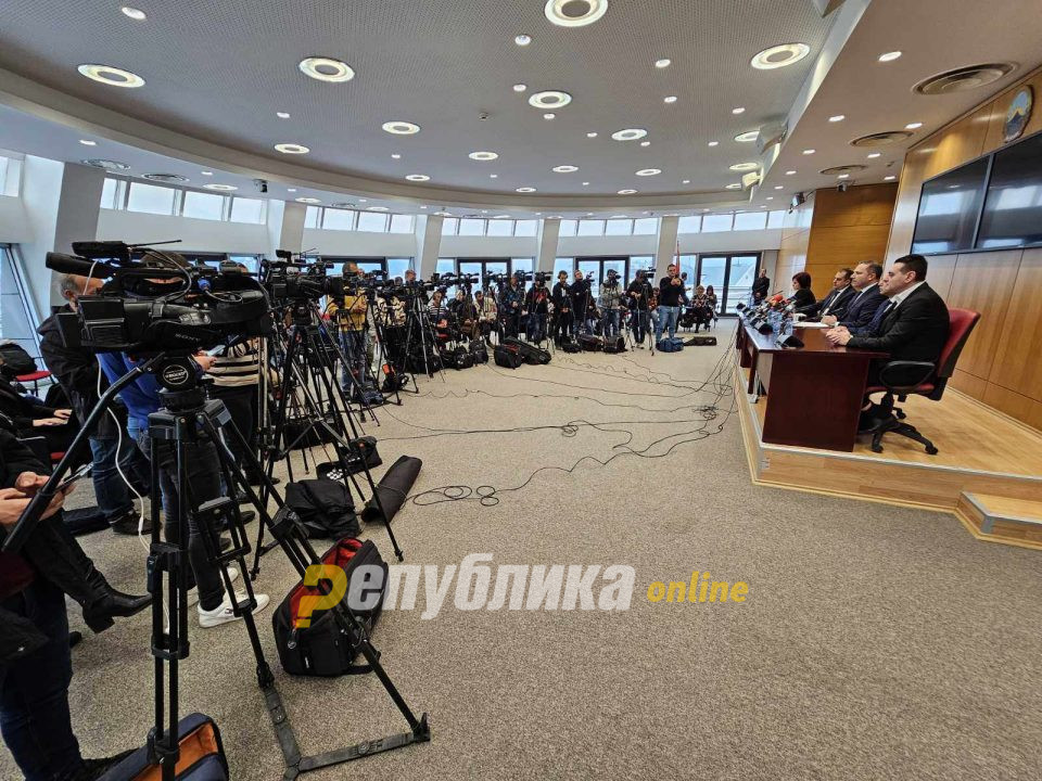 Јаневски: Шупливата прес-конференција на Бубевски и Спасовски за убиствата на Вања и Панче…