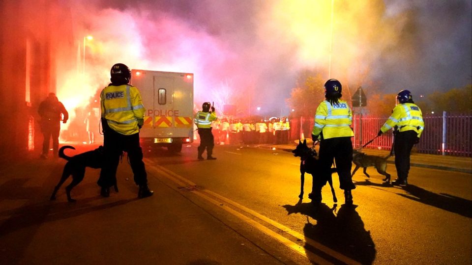 По инцидентите во Бирмингем уапсени 50-ина полски навивачи
