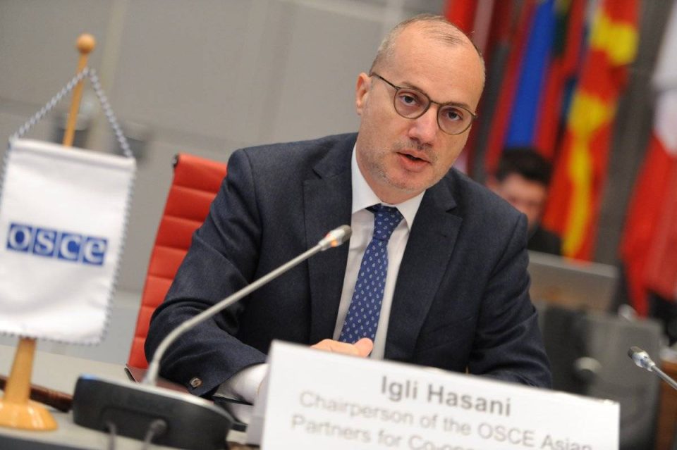 Игли Хасани, министерот за Европа и надворешни работи на Република Албанија во прва официјална посета на Македонија