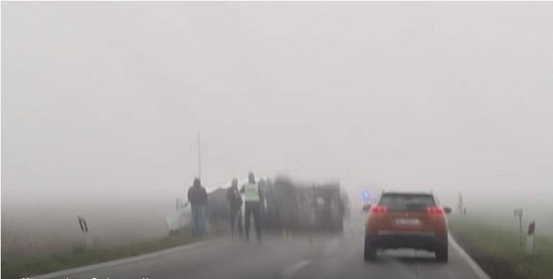 Осуммина повредени, меѓу кои и странски државјани во тешка сообраќајка на патот Охрид-Свети Наум