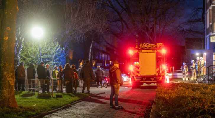 Еден загинат и 22 повредени во пожар во болница во Германија