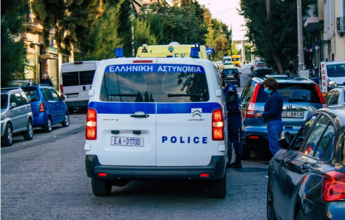 Напаѓачите дошле со црн џип: Газда на бензинска пумпа во Атина изрешетан со 80 куршуми
