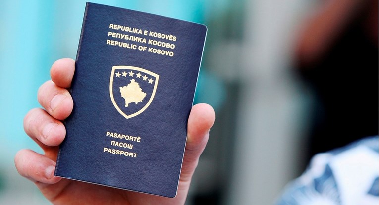 Шпанија потврди дека го прифаќа косовскиот пасош иако не ја признава независноста на Косово