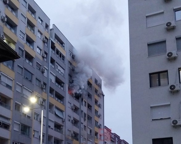 Катастрофа избегната „за влакно“: Пожарникари спречиле пожар од заборавен вклучен шпорет во зграда додека сопственикот бил излезен
