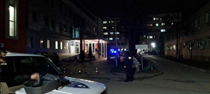 Почина еден од повредените во пукањето пред болницата во Тетово, сите осомничени на слобода
