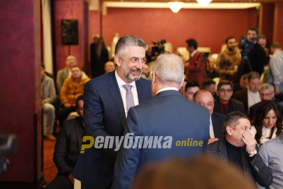 Зечевиќ и Мечка во први редови на промоцијата на новата партија на Данела Арсовска