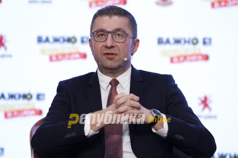 Мицкоски: Очекувам победа на коалицијата предводена од ВМРО-ДПМНЕ со повеќе од 61 пратеник