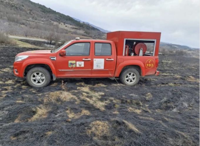 Пехчевските и беровските пожарникари гаснеа пожар во атарот на селото Црник