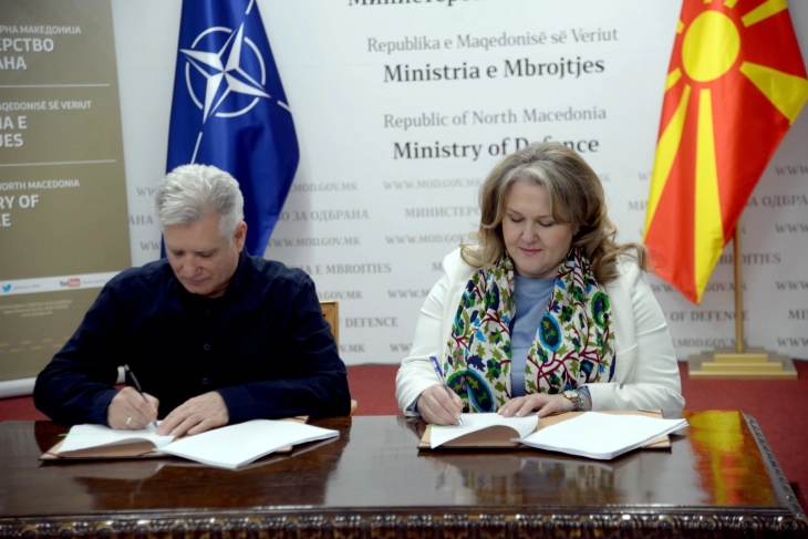Потпишан нов Колективен договор на вработените во одбраната и припадниците на Армијата