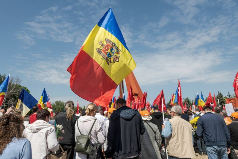 Немири во Молдавија: Со масовни протести се бара оставка од Владата