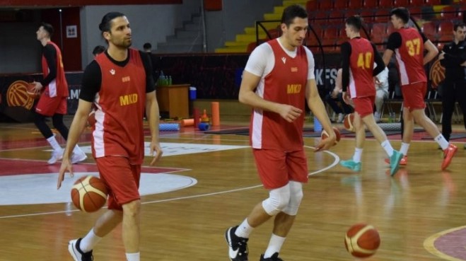 Навиваме за нашите кошаркари: Вечерва сите сме Македонија