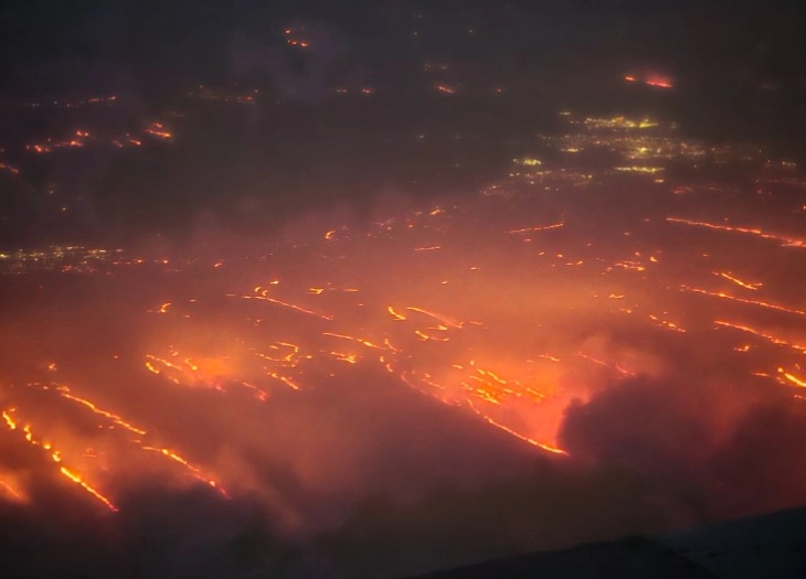 Голем шумски пожар источно од Сан Франциско