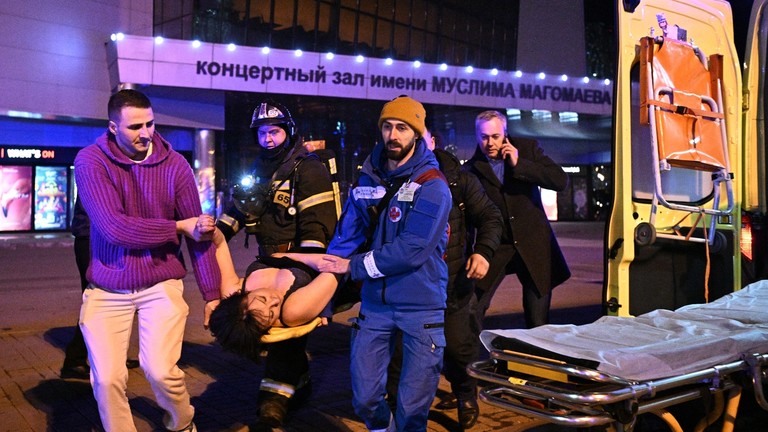 Жителите на Москва масовно даруваат крв по терористичкиот напад