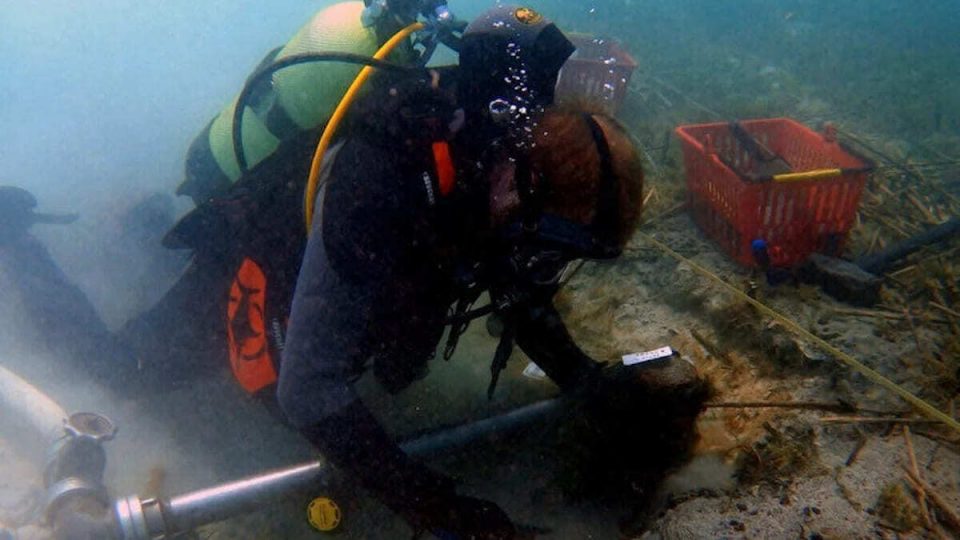 Археолошки истражувања: Мирните води на Охридското Езеро го кријат најстариот езерски град во Европа