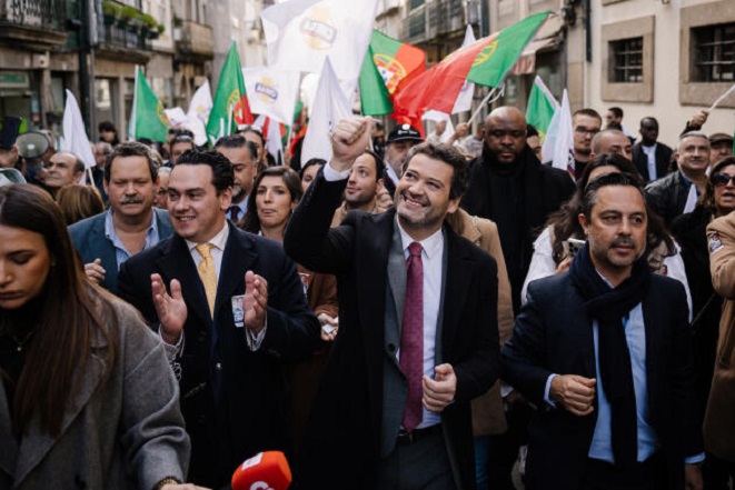 Ќе победи ли десничарскиот блок: Предвремени парламентарни избори во Португалија