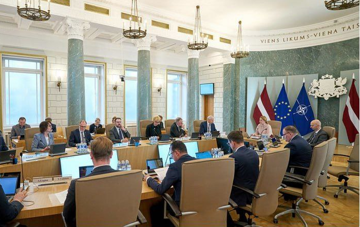 Летонија забрани увоз на земјоделски производи од Русија и Белорусија