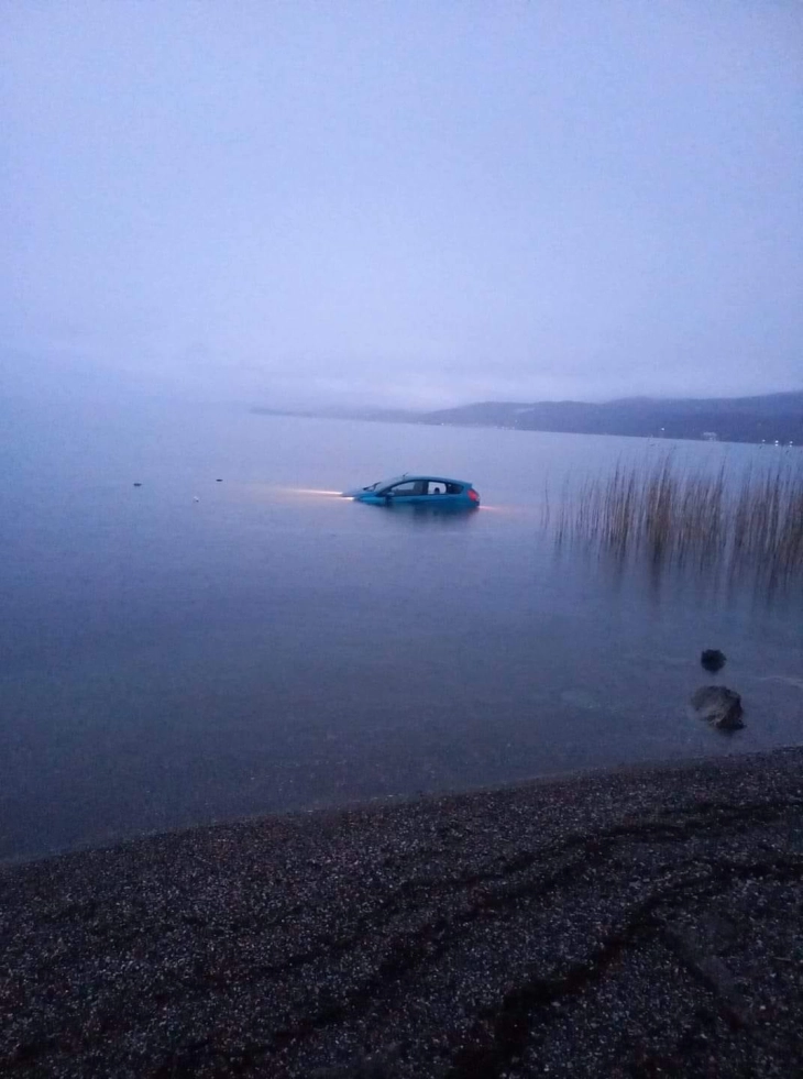 Автомобил излета во Охридското Езеро кај Струга