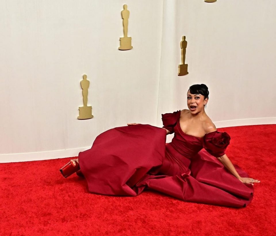 Лиса Коши падна на црвениот тепих на Оскарите