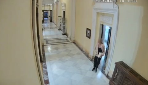 Српската опозиција краде тоалет хартија од тоалетите во Парламентот