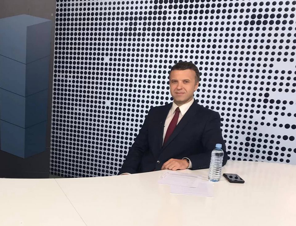 Ризвановиќ: Ковачевски треба да даде оставка на 9 Мај, и потоа следи борба од целосно тонење