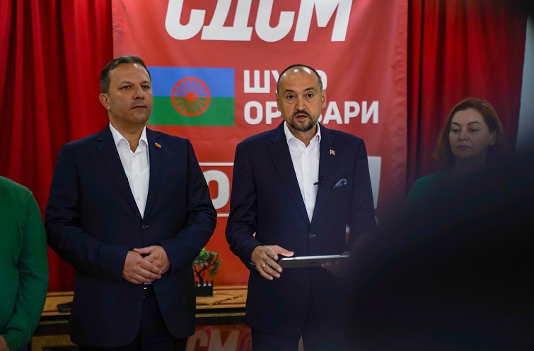 Битиќи: Гласовите на албанскиот електорат не може да отидат кај Силјановска
