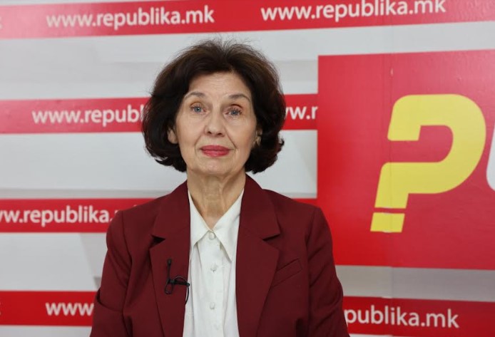 Силјановска-Давкова: Републиката да стане горда повторно
