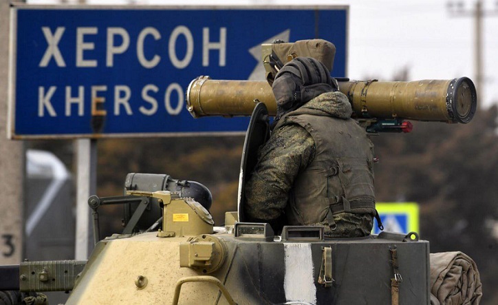 Стравуваат од руски десант: Украинските сили во Херсон градат утврдувања за улични борби