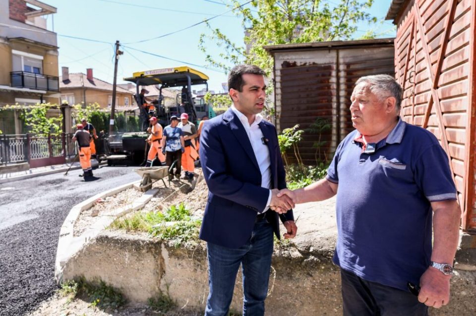 Бочварски од Велес: Вложивме 1,1 милион евра за подобрување на локалната патна инфраструктура во градот