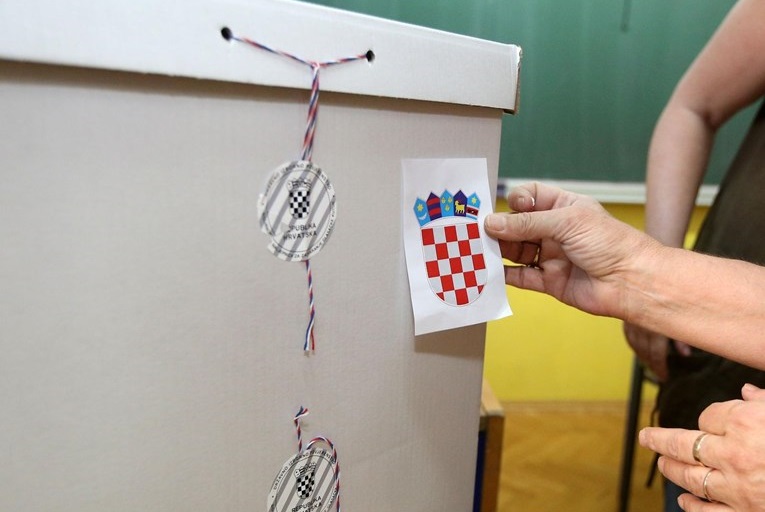 Хрватска излегува на парламентарни избори: Регистрирани се 5.333 набљудувачи