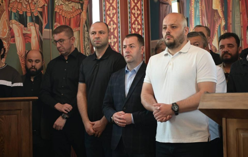 Во сеќавање на убиените деца: Осветен манастирот Свети 40 Маченици на Смилковско езеро