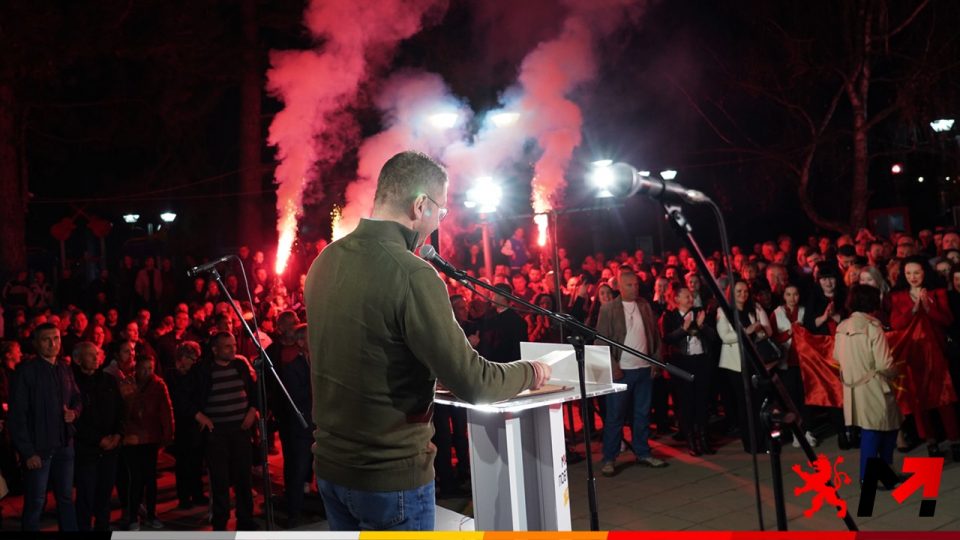 Мицкоски: На Пендаровски му е поважно ДУИ да го гласа, од тоа СДСМ да го поддржи