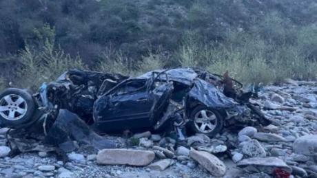 Албанија: Со полна кола мигранти излетал во река – 8 жртви