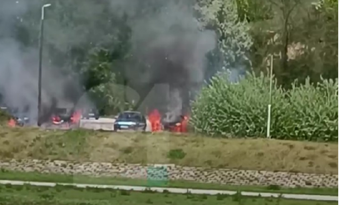 Пожар под Кале: Горат два автомобили на стариот полигон спроти стадионот!