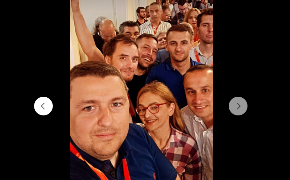 Гордана Јанкуловска ја слави двојната победа на ВМРО-ДПМНЕ во штабот на партијата
