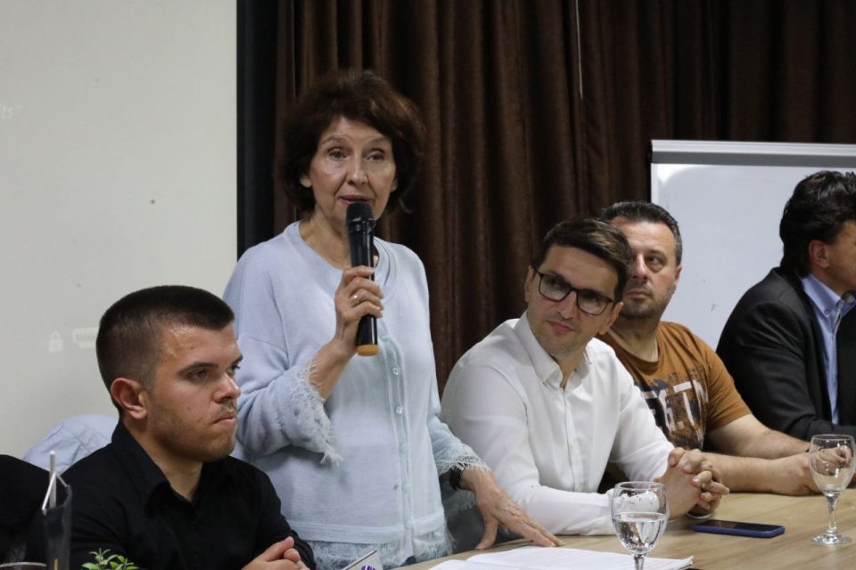 Силјановска Давкова на трибина „Ранливи категории“: Оваа држава не смее да се откаже од лицата со посебни потреби