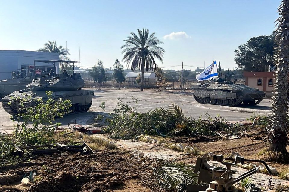 Над 500 израелски оклопни возила се оштетени во борбите во Газа