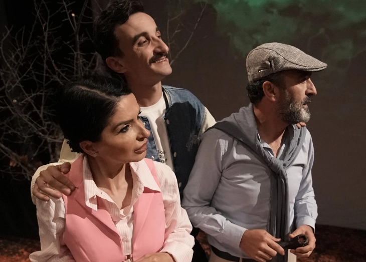 Премиера на претставата за млади „Адамс Фемили“ во Албанскиот театар за деца и млади