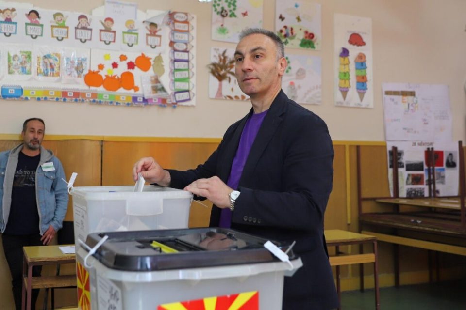 Го пуштија Пендаровски низ вода: Бојкотот на ДУИ за претседателските избори однесе 137.000 гласови