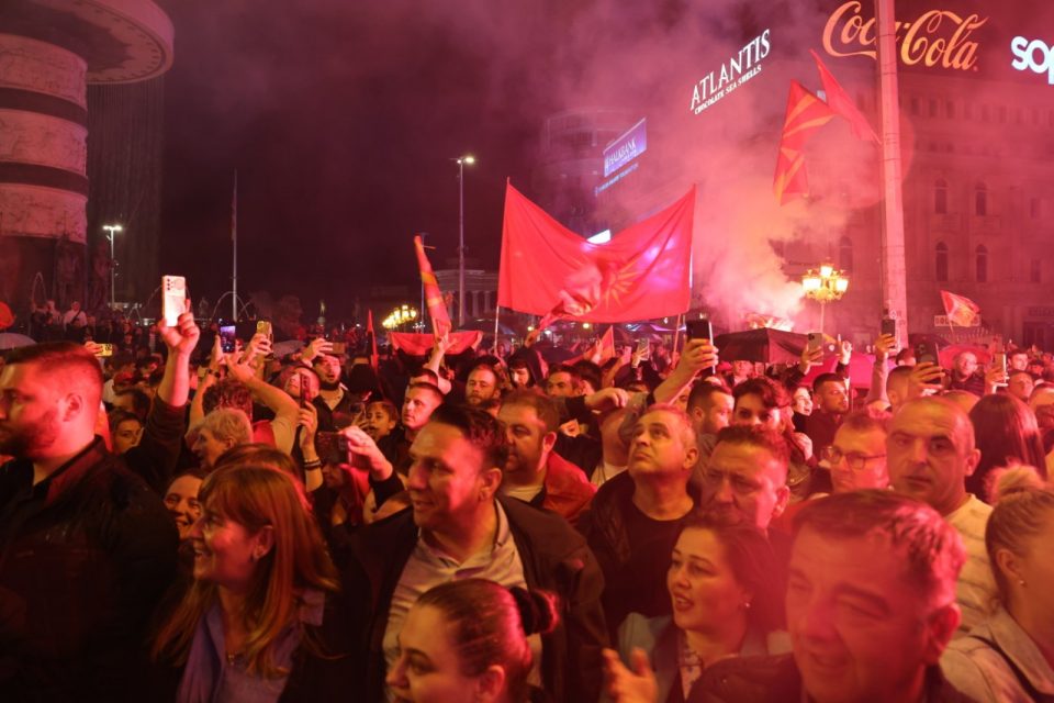 Македонија повторно твоја! Прославата на ВМРО-ДПМНЕ низ фотографии
