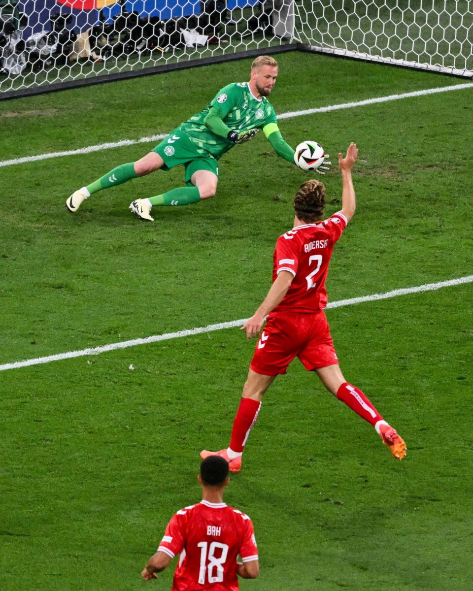 По 20 минути прекин, се доигра првото полувреме од мечот Германија – Данска