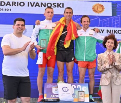Дарио Ивановски победник на 8. издание на „Охрид трчат“