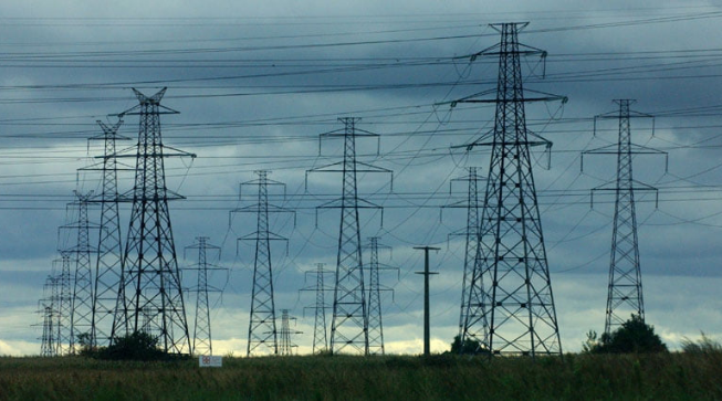 Синдикатите алармираат: Ако се зголеми цената на струјата ќе има ценовен шок